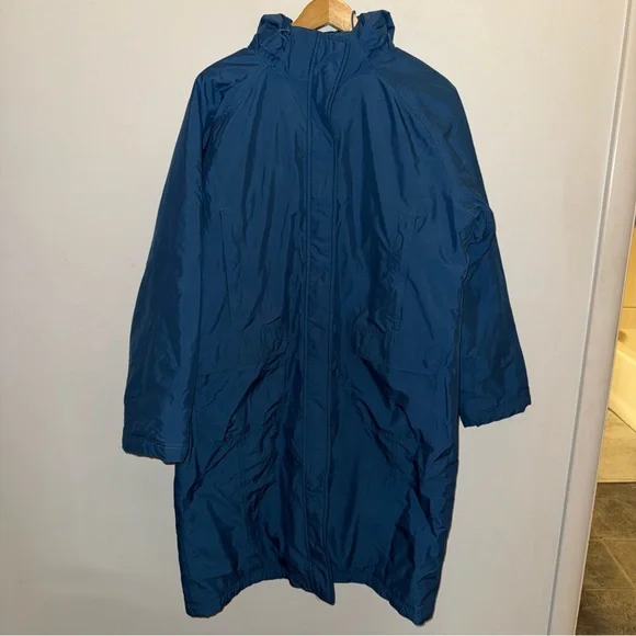 Vintage L.L. Bean Women's Winter Parka in Dark Blue Size Large - Picture 1 of 10